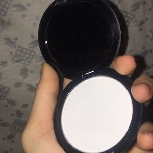 CAMERA POWDER (aka- invisible setting powder)